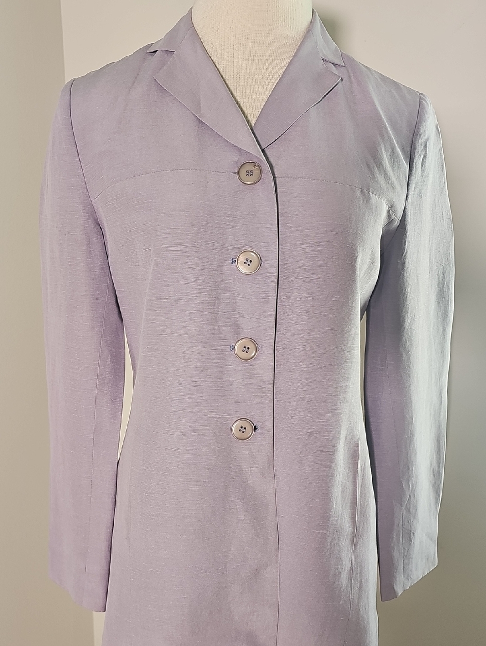 Lavender Tailored Button-Front Women's Blazer